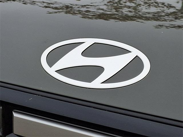 2026 Hyundai Santa Fe SEL photo 2