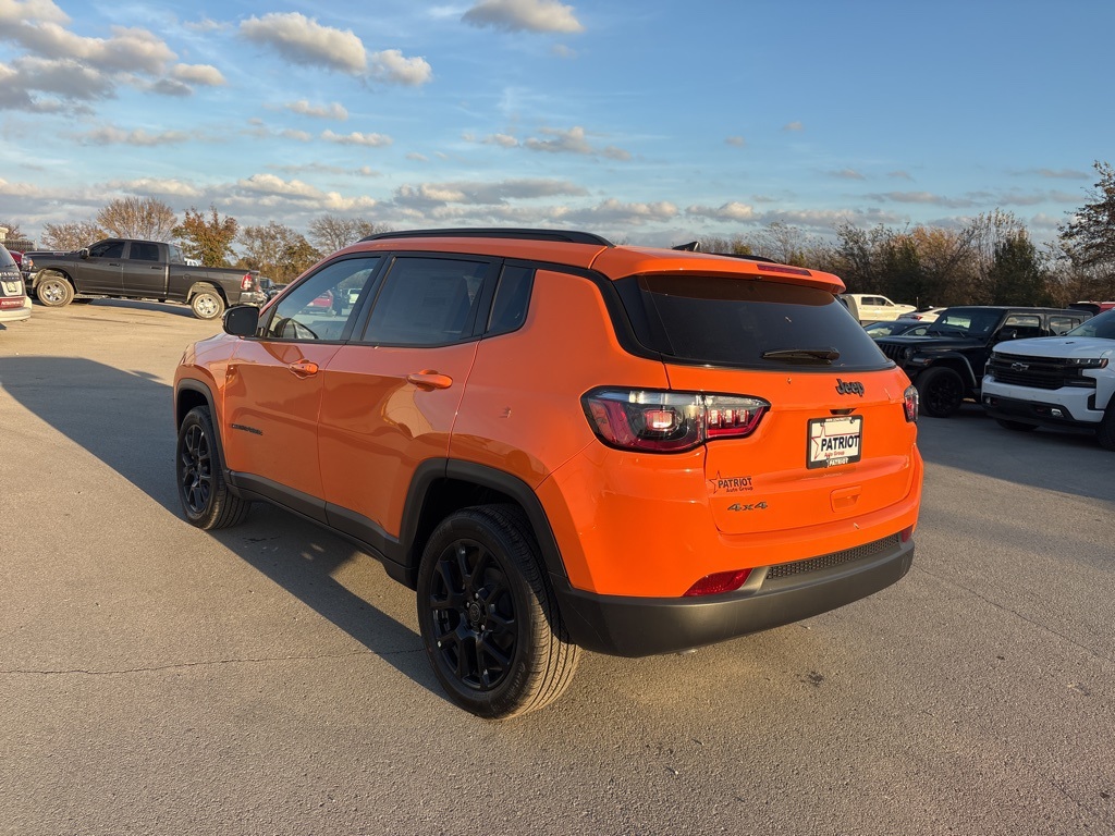 2026 Jeep Compass Latitude Altitude photo 4