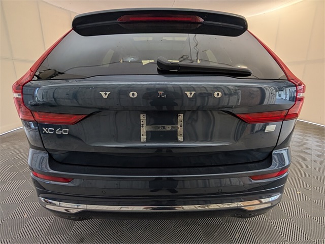 2023 Volvo XC60 Recharge Hybrid T8 Plus photo 12