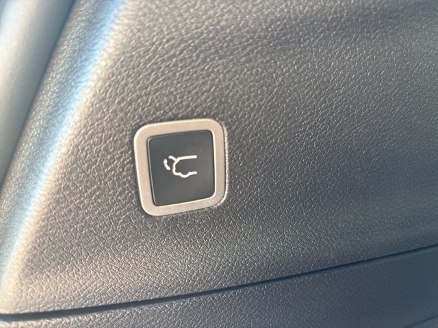 2026 Chrysler Pacifica Limited photo 16