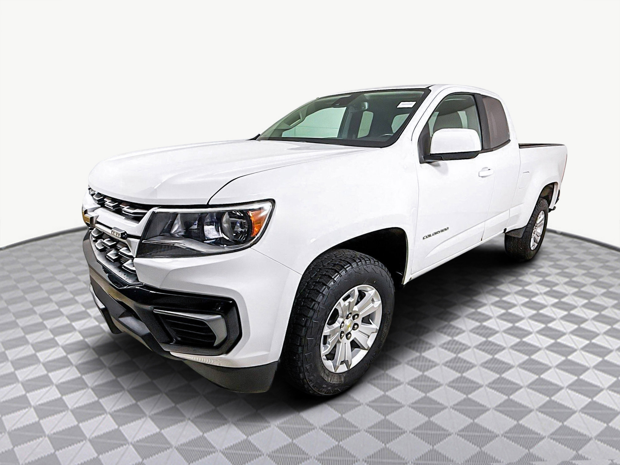 2022 Chevrolet Colorado LT photo 3