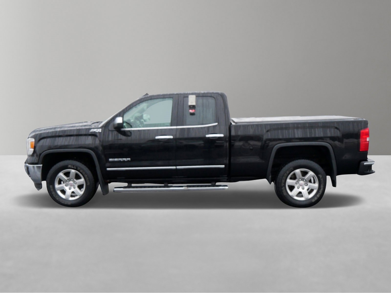 Used 2014 GMC Sierra 1500 SLT with VIN 1GTV2VEC5EZ121691 for sale in White Bear Lake, Minnesota