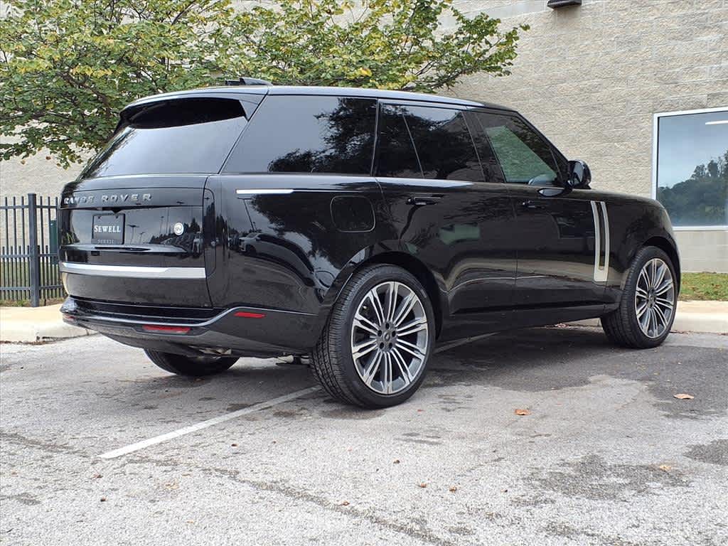 2025 Land Rover Range Rover SV - Photo 6