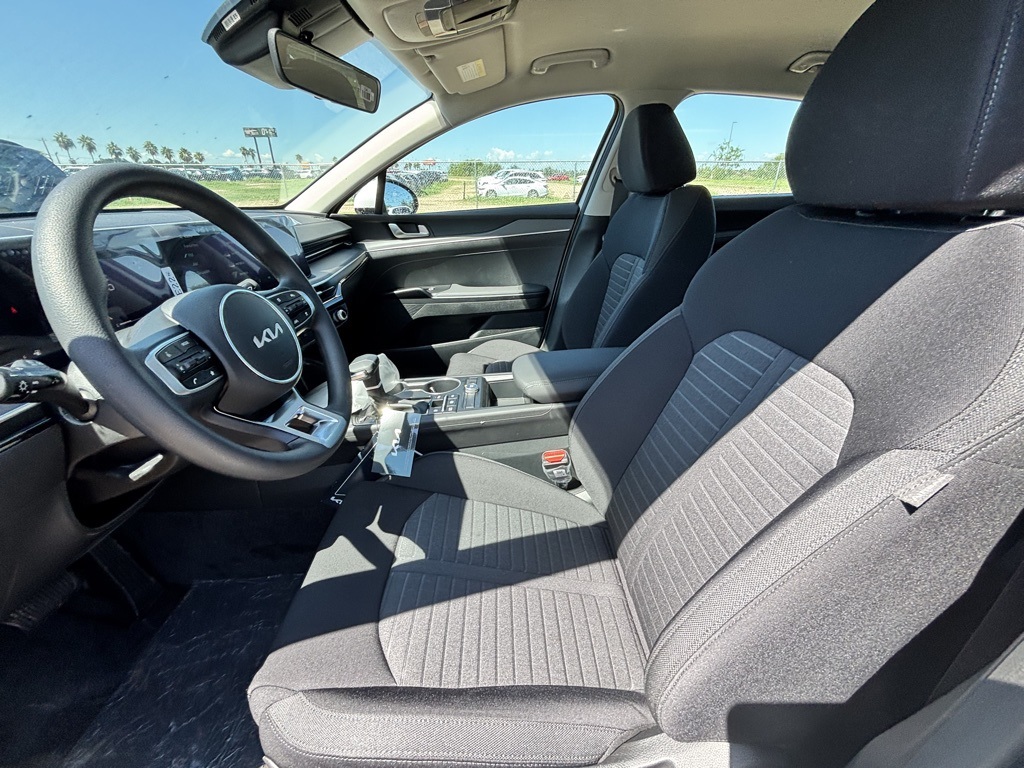 2026 Kia K5 LXS photo 14