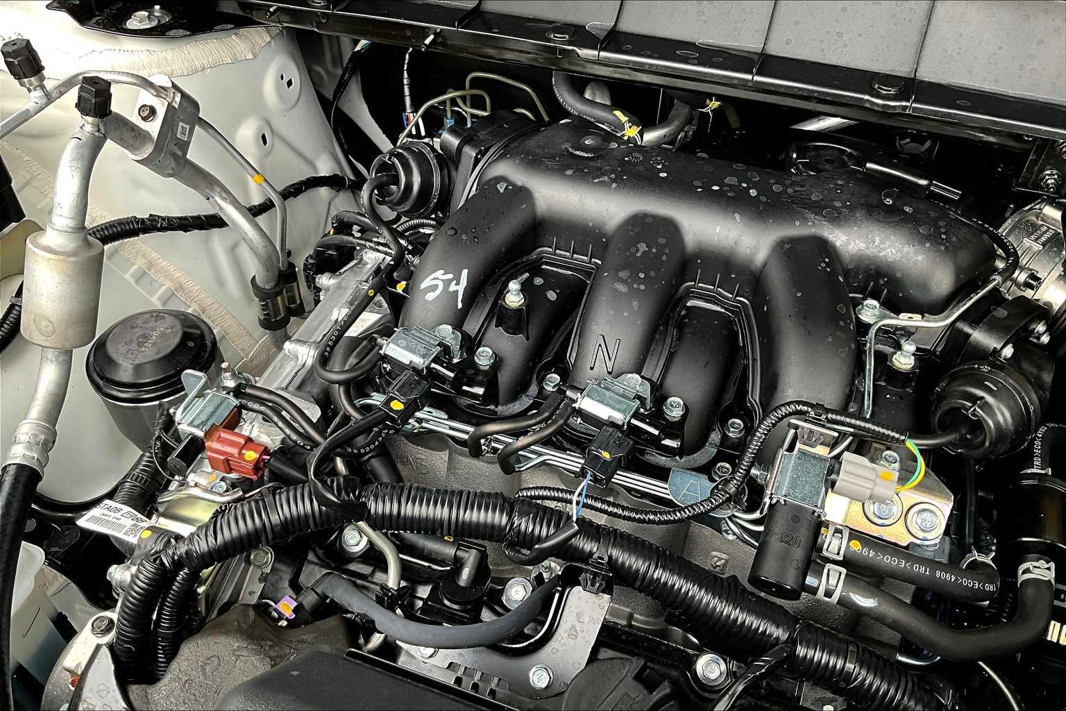 2025 Nissan Pathfinder SL photo 16