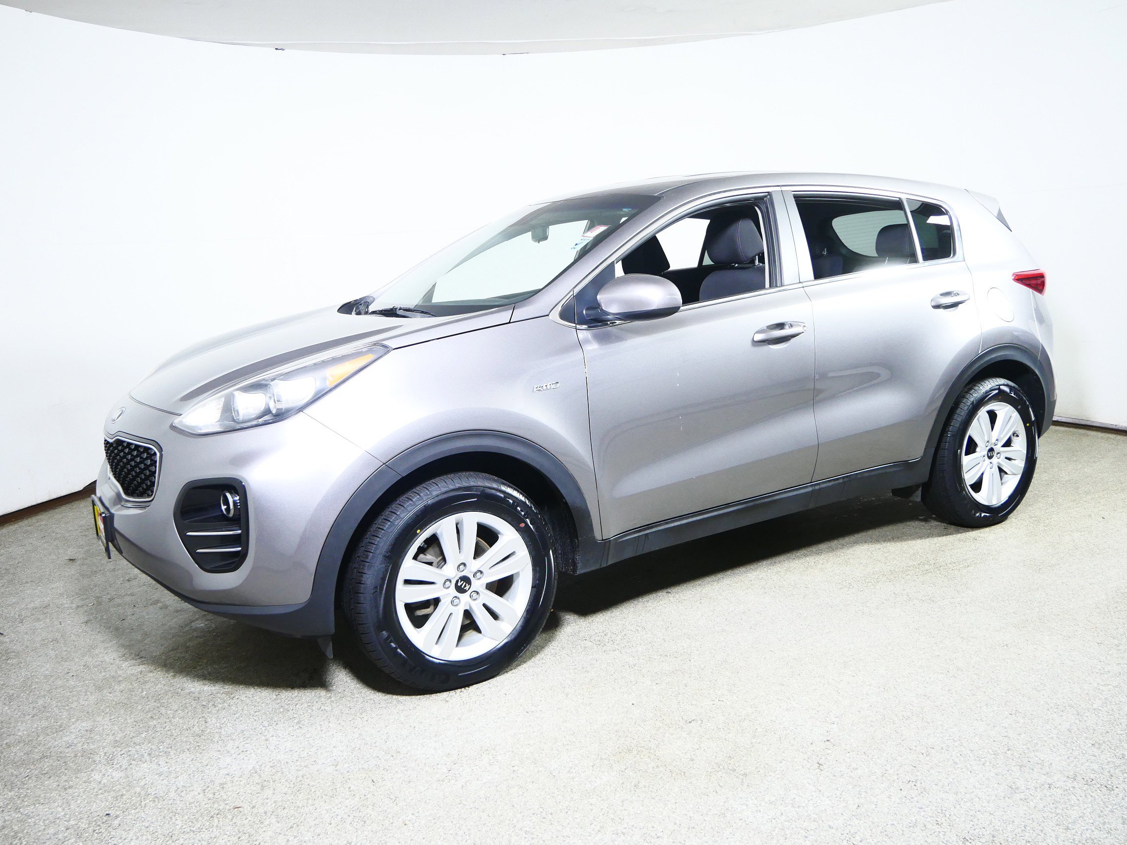 2019 Kia Sportage LX photo 3