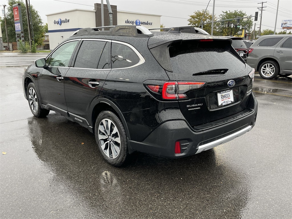 2021 Subaru Outback Touring XT photo 2