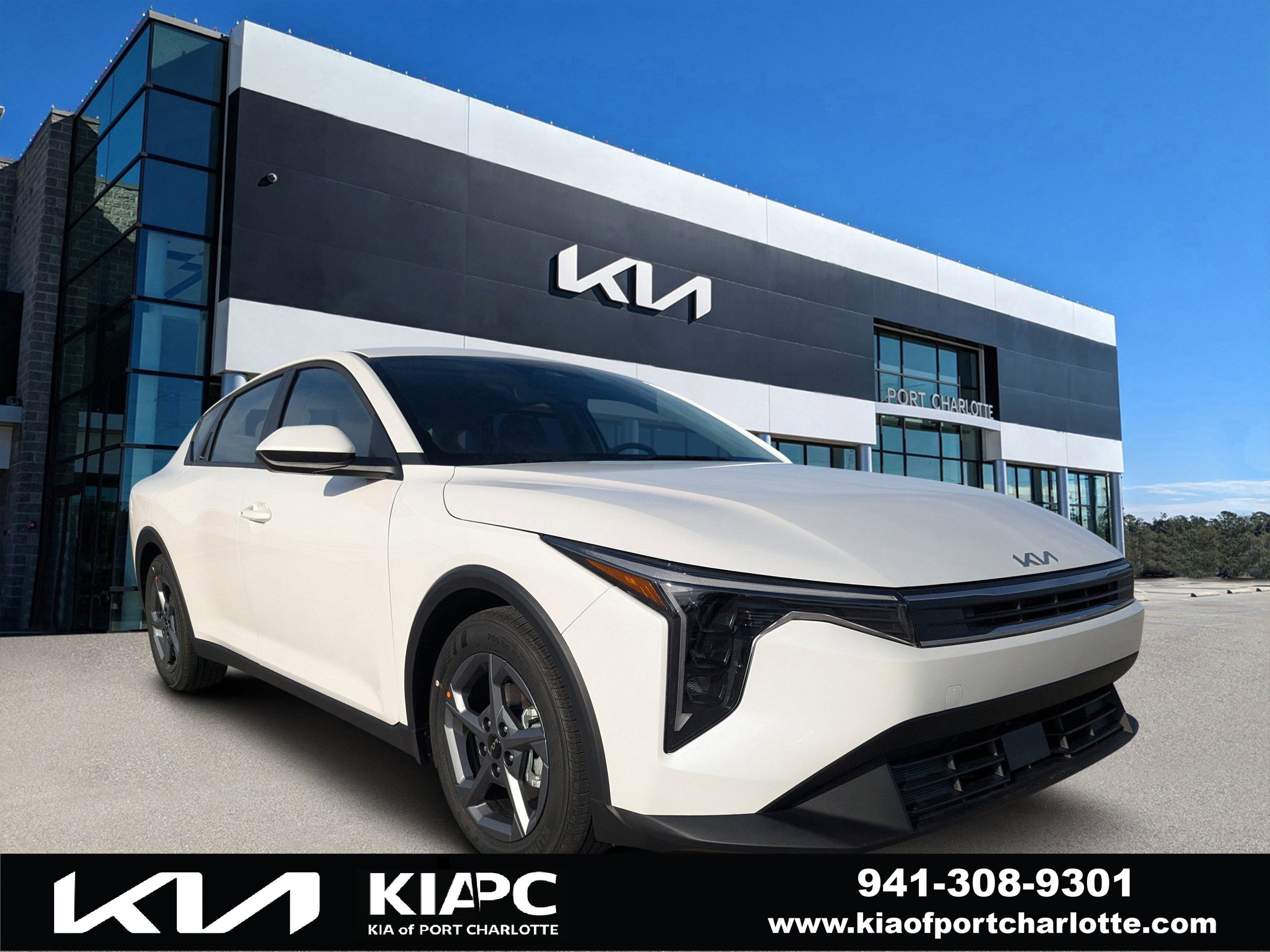 2025 Kia K4 LXS's photo