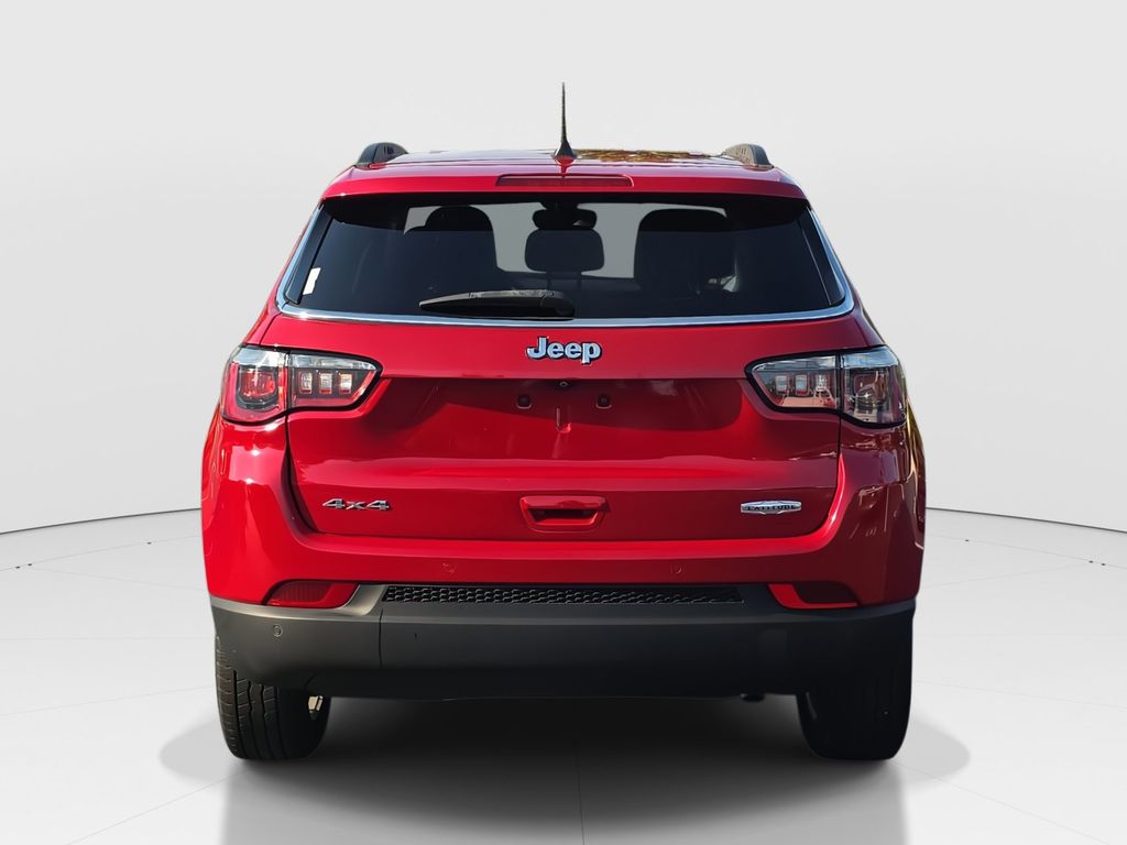 2018 Jeep Compass North Edition Latitude photo 6