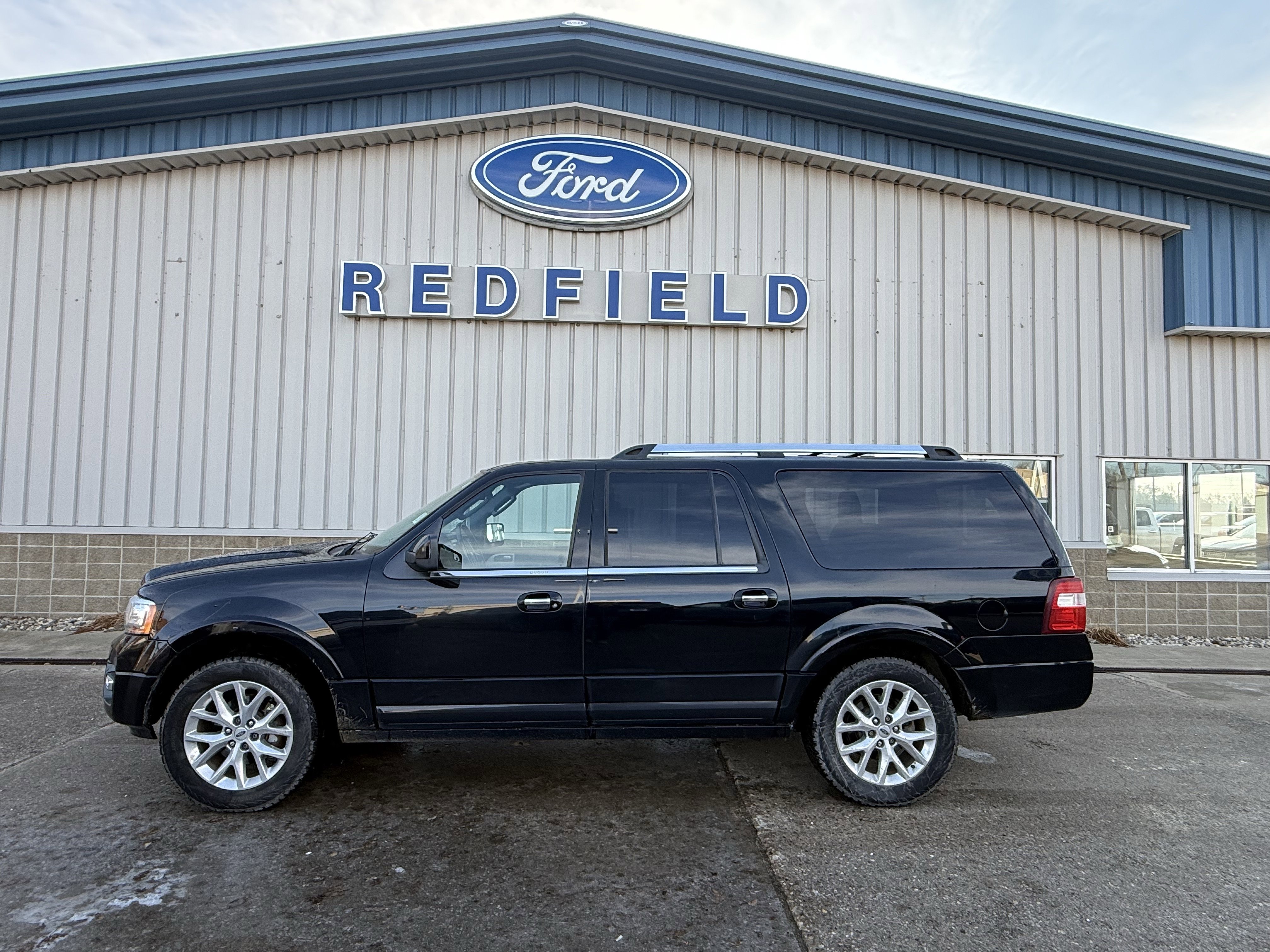 2016 Ford Expedition Limited's photo