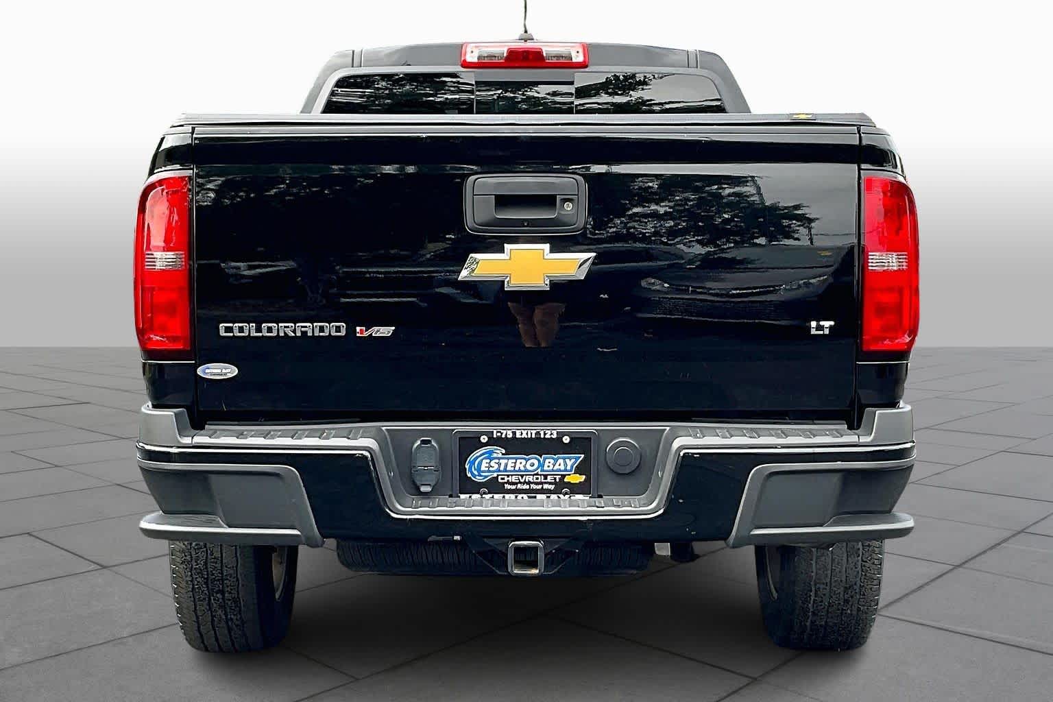 2018 Chevrolet Colorado LT photo 3