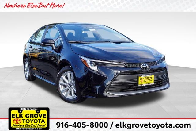 2026 Toyota Corolla XLE's photo