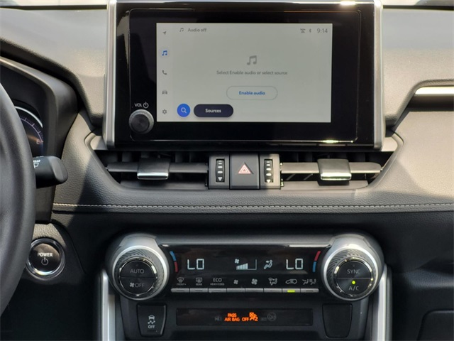 2024 Toyota RAV4 Hybrid XLE Premium photo 28
