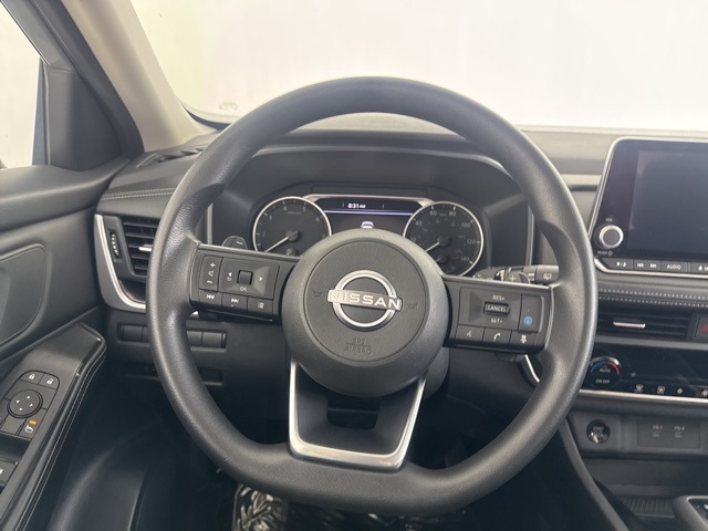 2024 Nissan Rogue SV photo 18