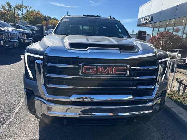 2026 Gmc Sierra 2500 HD SLE photo 2