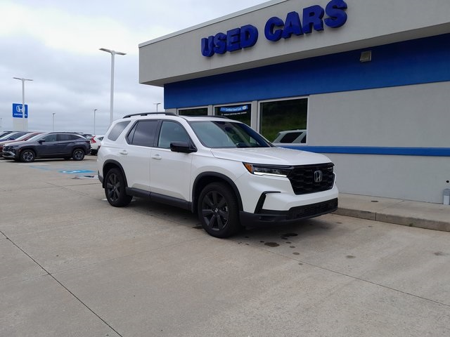 2025 Honda Pilot Black Edition photo 2