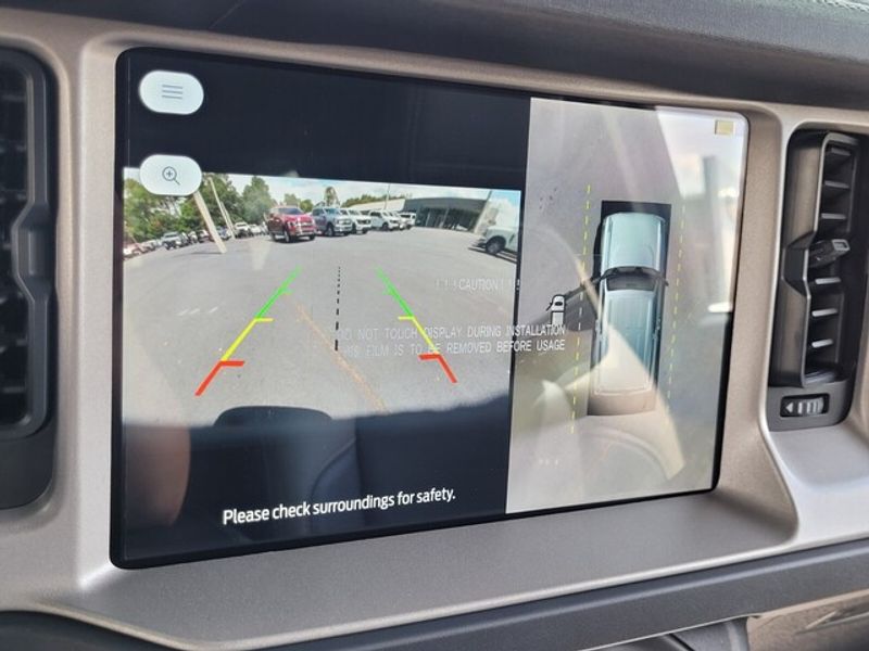2025 Ford Bronco Outer Banks photo 18