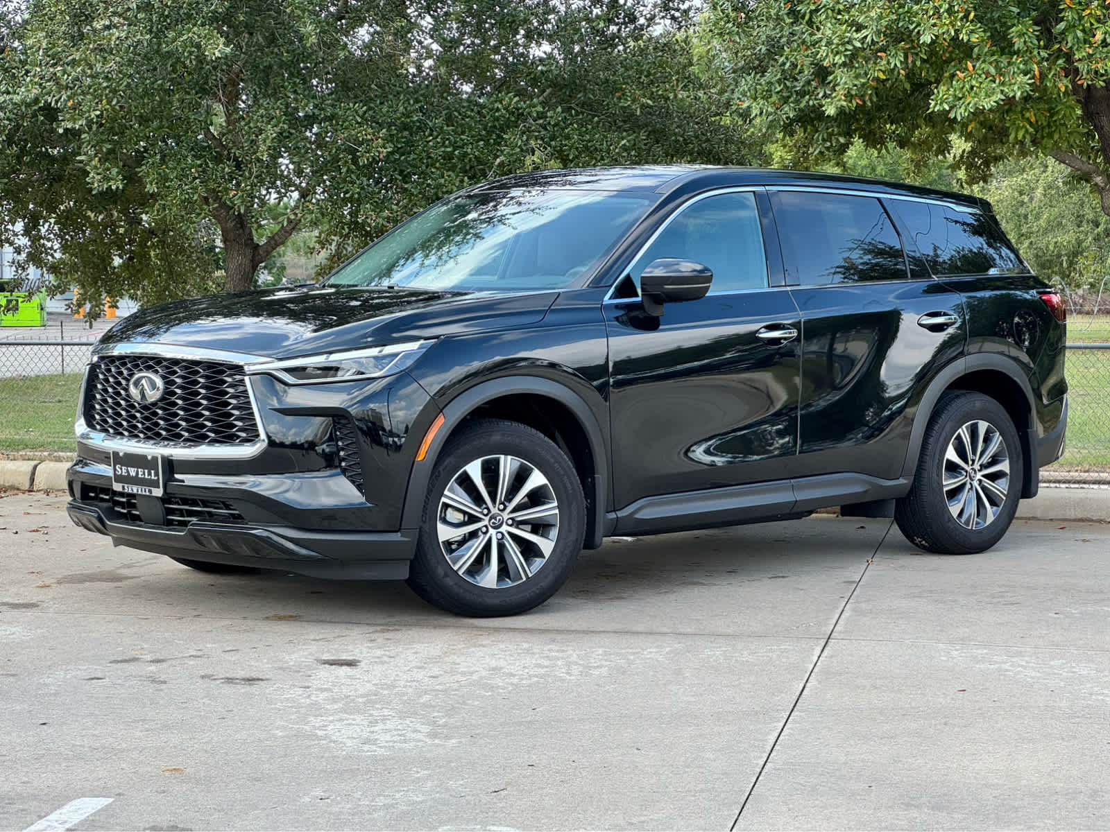 2025 INFINITI QX60 PURE's photo