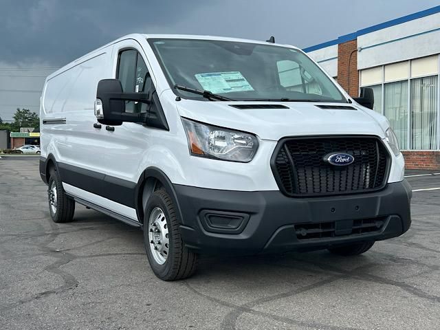 2025 Ford Transit photo 18
