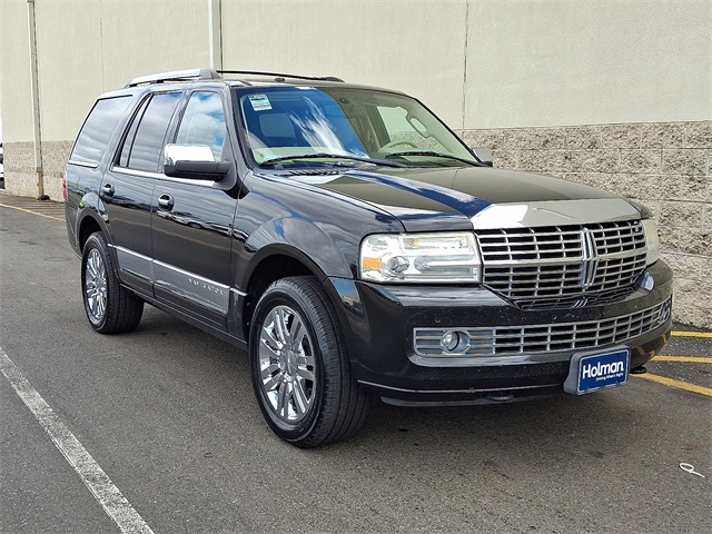 2010 Lincoln Navigator Base photo 2
