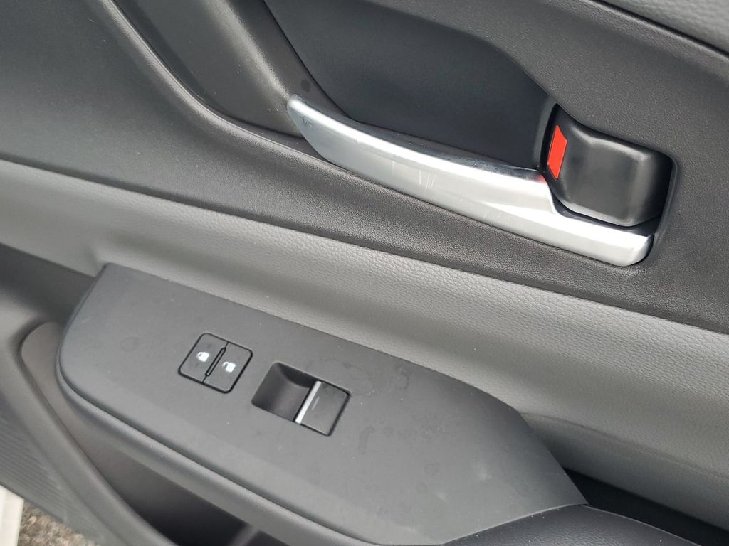 2024 Toyota Prius Limited photo 41