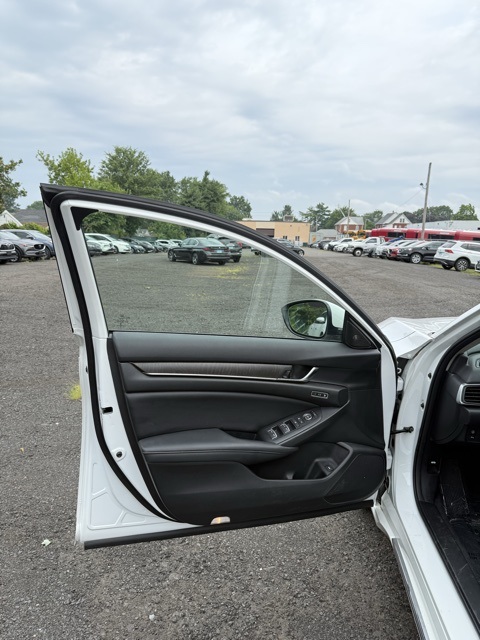 2022 Honda Accord EX-L photo 9