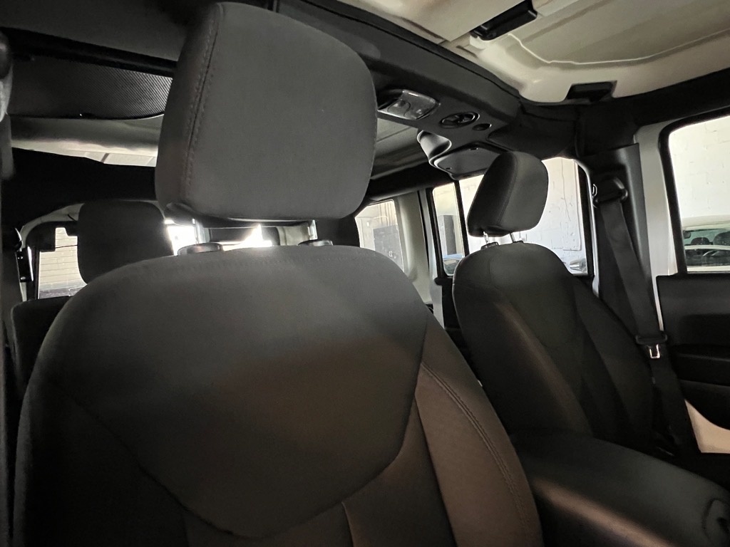 2018 Jeep Wrangler Unlimited Sport S photo 20