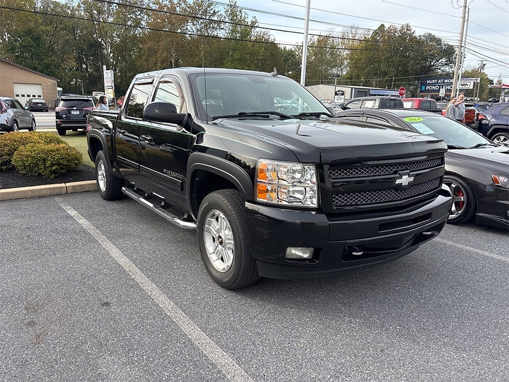 2010 Chevrolet Silverado 1500 LTZ photo 2
