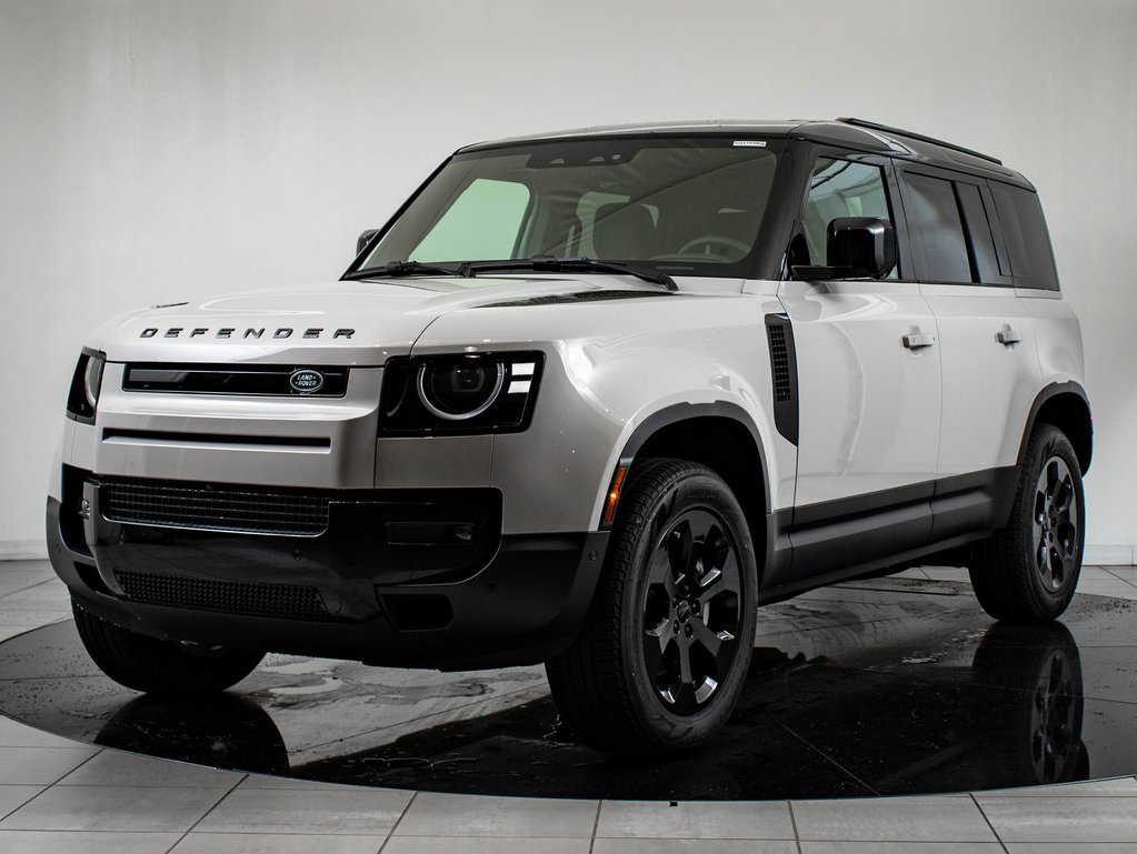 2026 Land Rover Defender S's photo