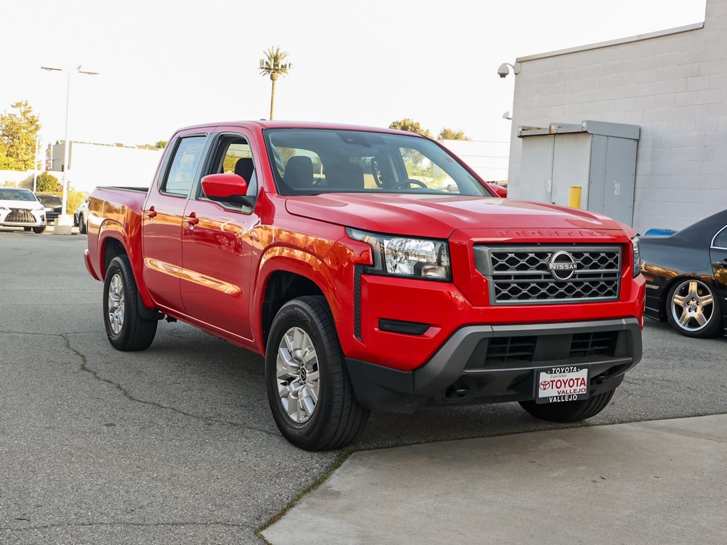 2023 Nissan Frontier SV's photo