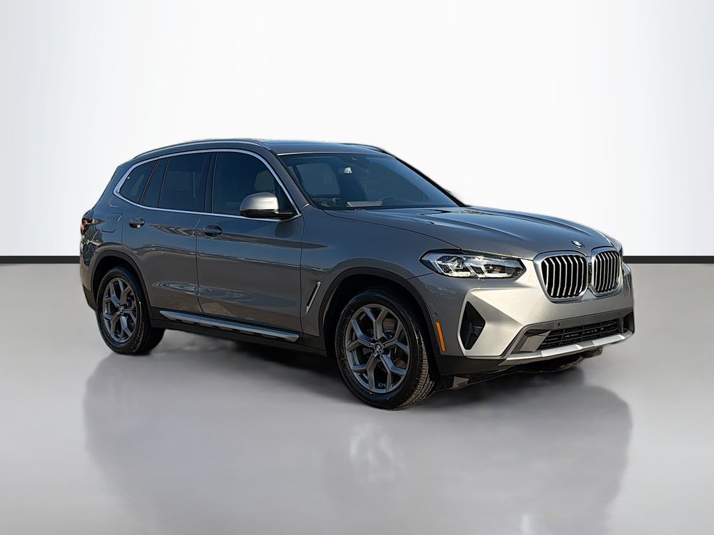 2023 BMW X3 30i's photo