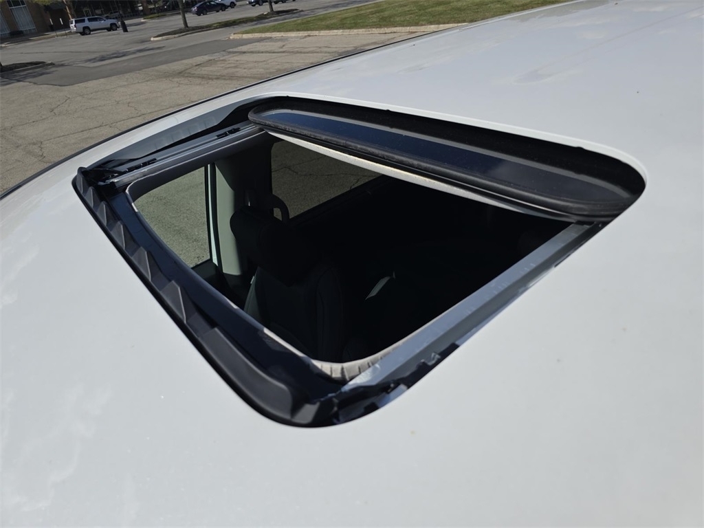 2026 Honda Odyssey EX-L photo 3