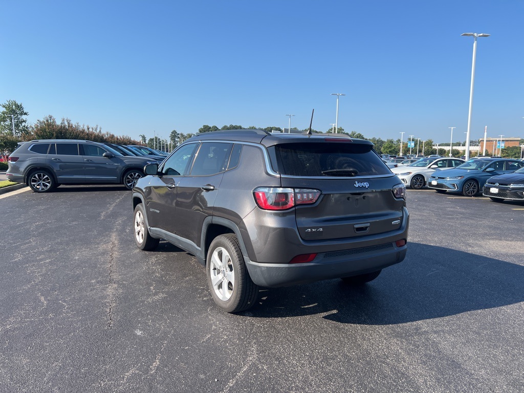 2018 Jeep Compass Latitude photo 3
