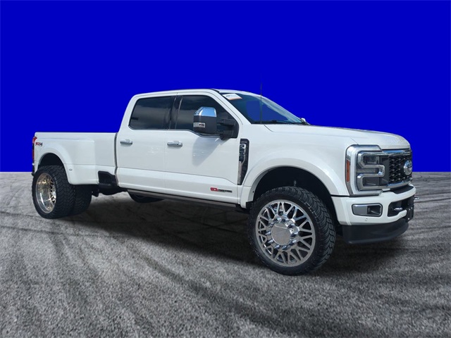 2024 Ford F-450 Limited photo 2