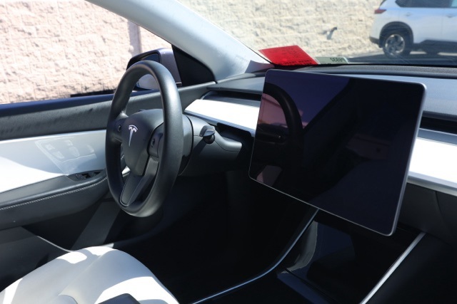 2021 Tesla Model Y Performance photo 18