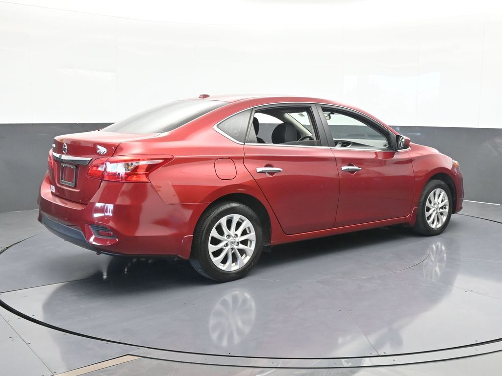 2018 Nissan Sentra SV photo 4