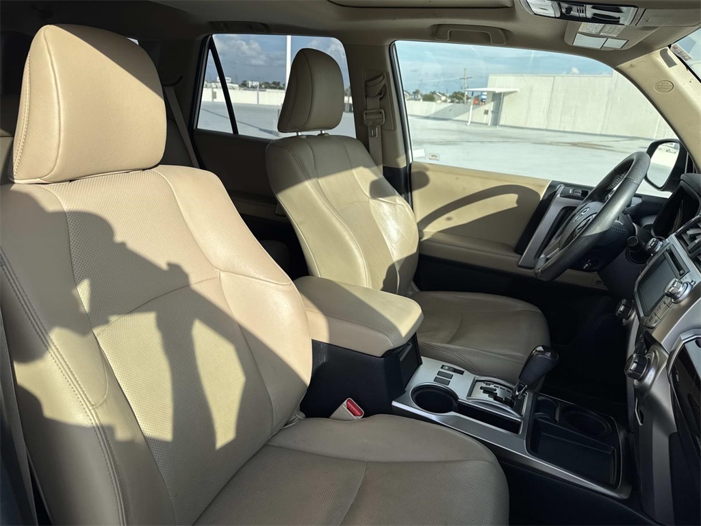 2019 Toyota 4Runner Limited photo 10