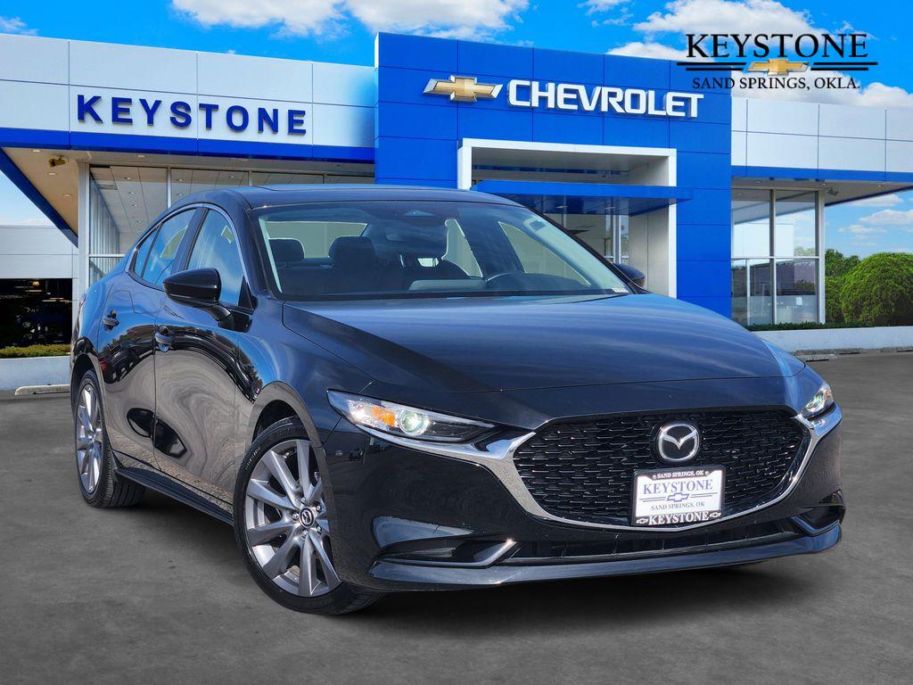 2025 Mazda Mazda3 Preferred's photo