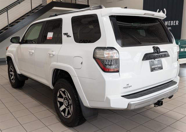 2023 Toyota 4Runner TRD Off-Road photo 13