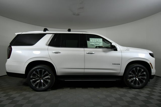 2025 Chevrolet Tahoe High Country photo 13