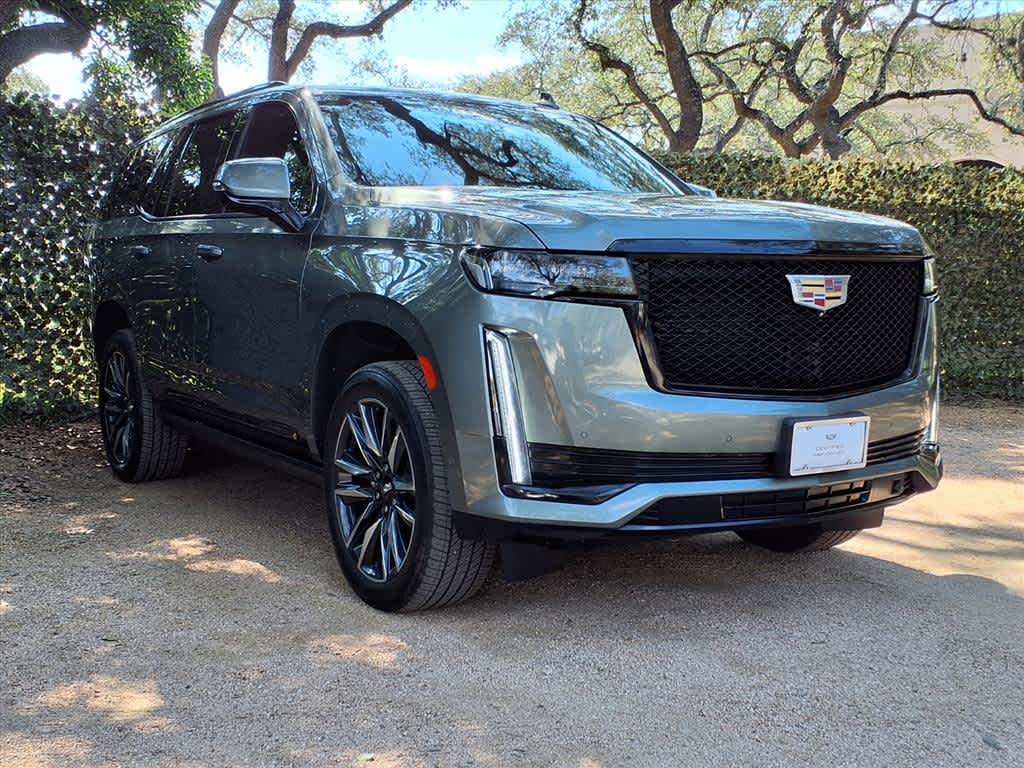 2023 Cadillac Escalade Sport Platinum photo 3