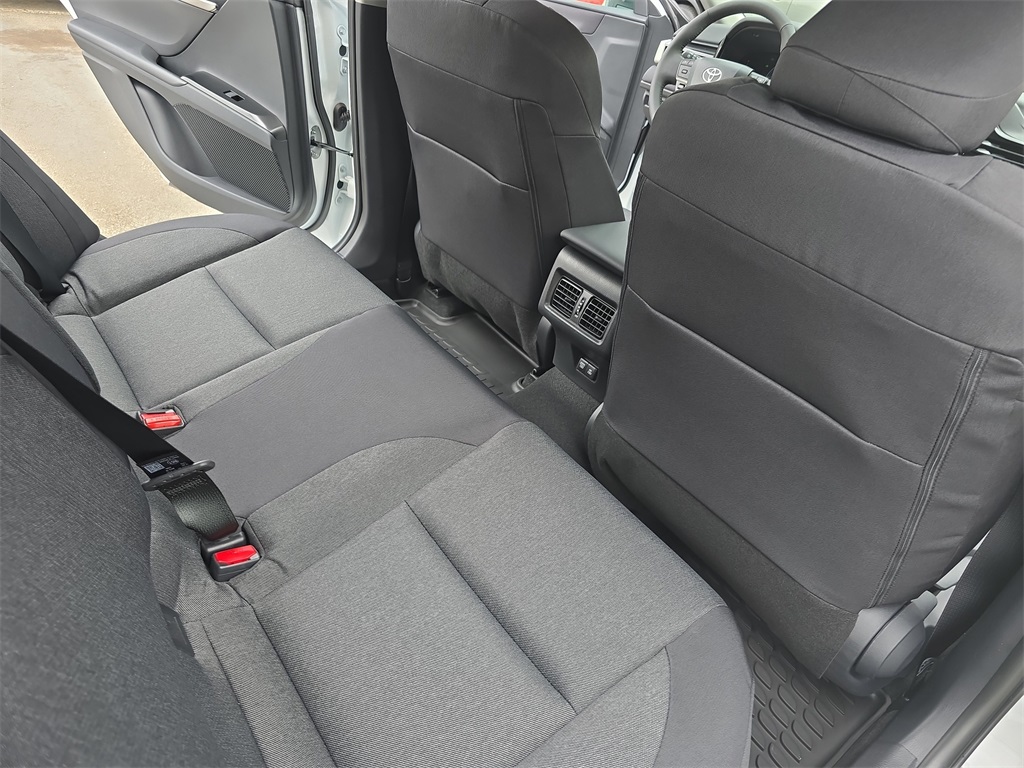 2025 Toyota Camry LE photo 10