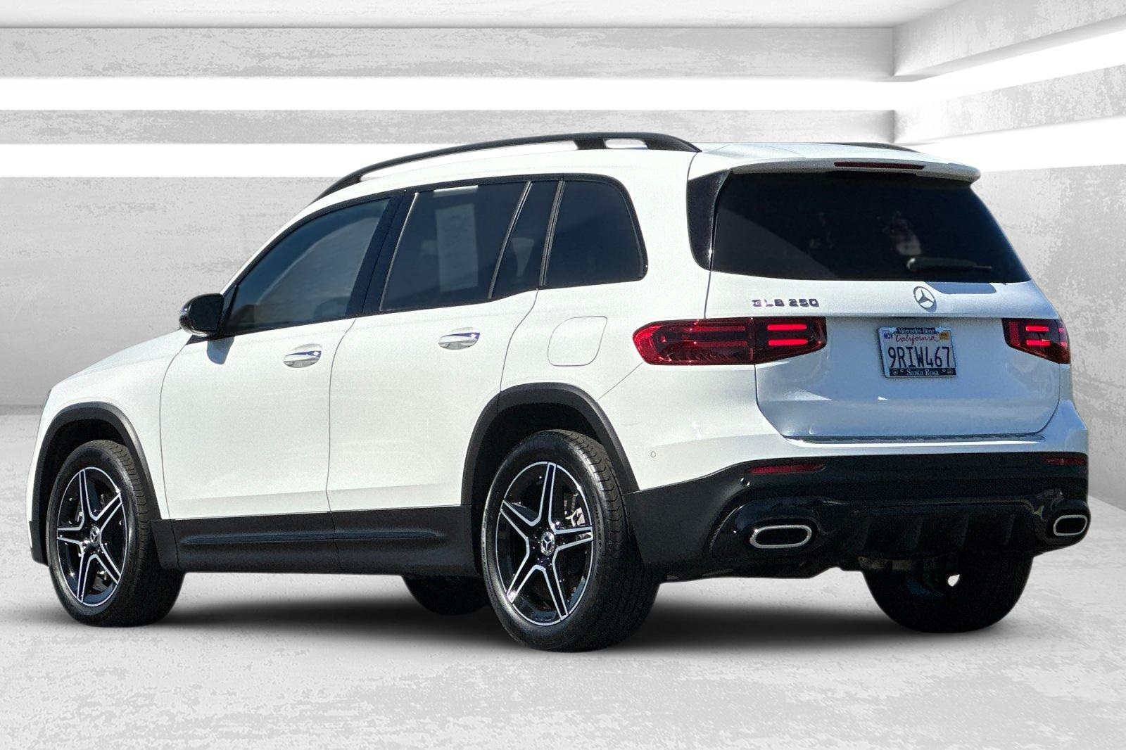 2024 Mercedes Benz GLB 250 photo 4