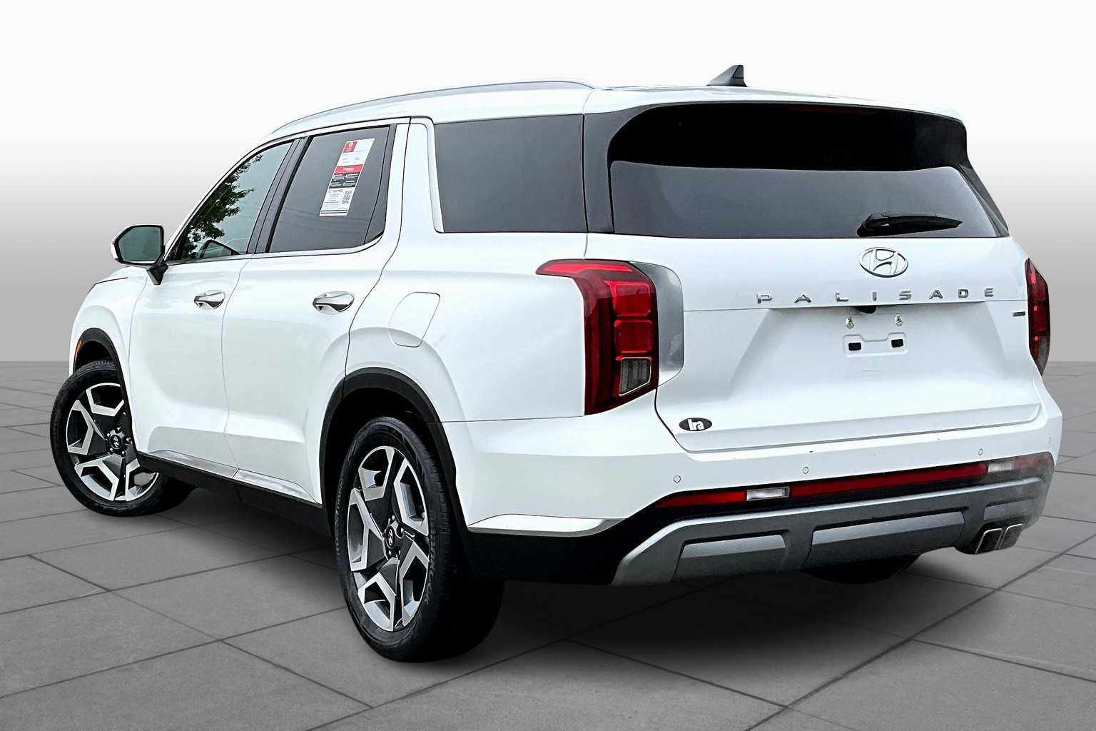 2024 Hyundai Palisade Limited photo 10
