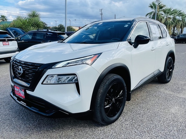 2023 Nissan Rogue SV photo 3