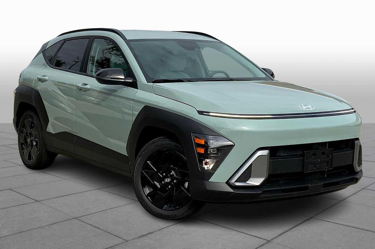 2026 Hyundai Kona SEL photo 2