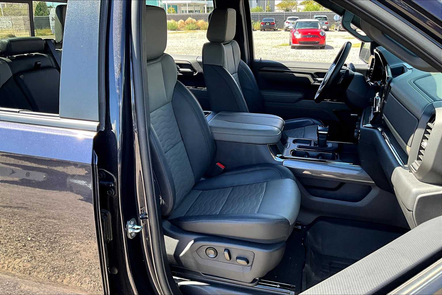 2024 Chevrolet Silverado 1500 ZR2 photo 8