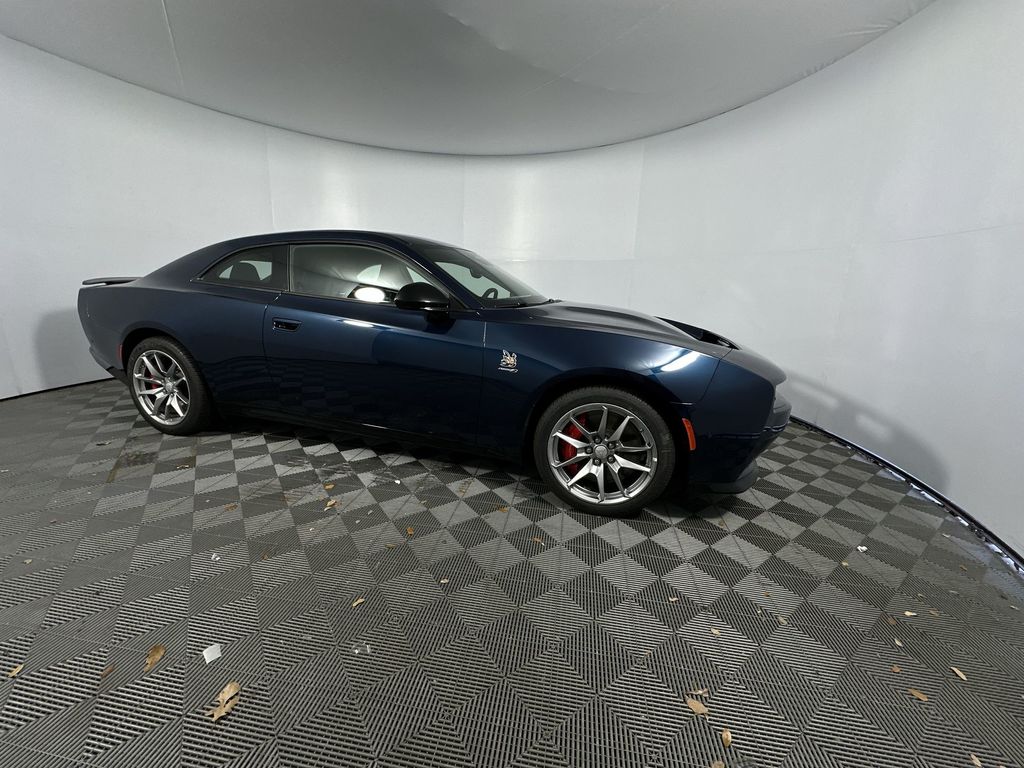 2025 Dodge Charger Daytona Scat Pack AWD photo 2