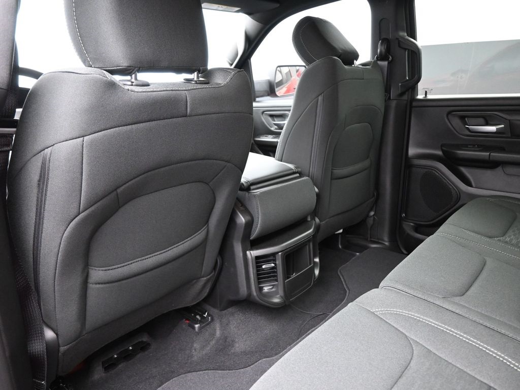 2025 Ram 1500 Tradesman photo 12