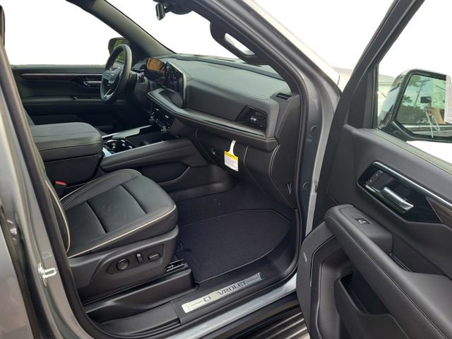 2025 Chevrolet Tahoe Premier photo 21